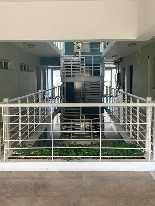 Apartment Odyssey On The 5Th - Exquisite Luxury Apt Kingston